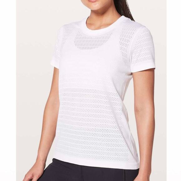 lululemon athletica Tops - Lululemon Breeze By Short Sleeve Squad Size 8 White Top Active Athleisure W3AWQS